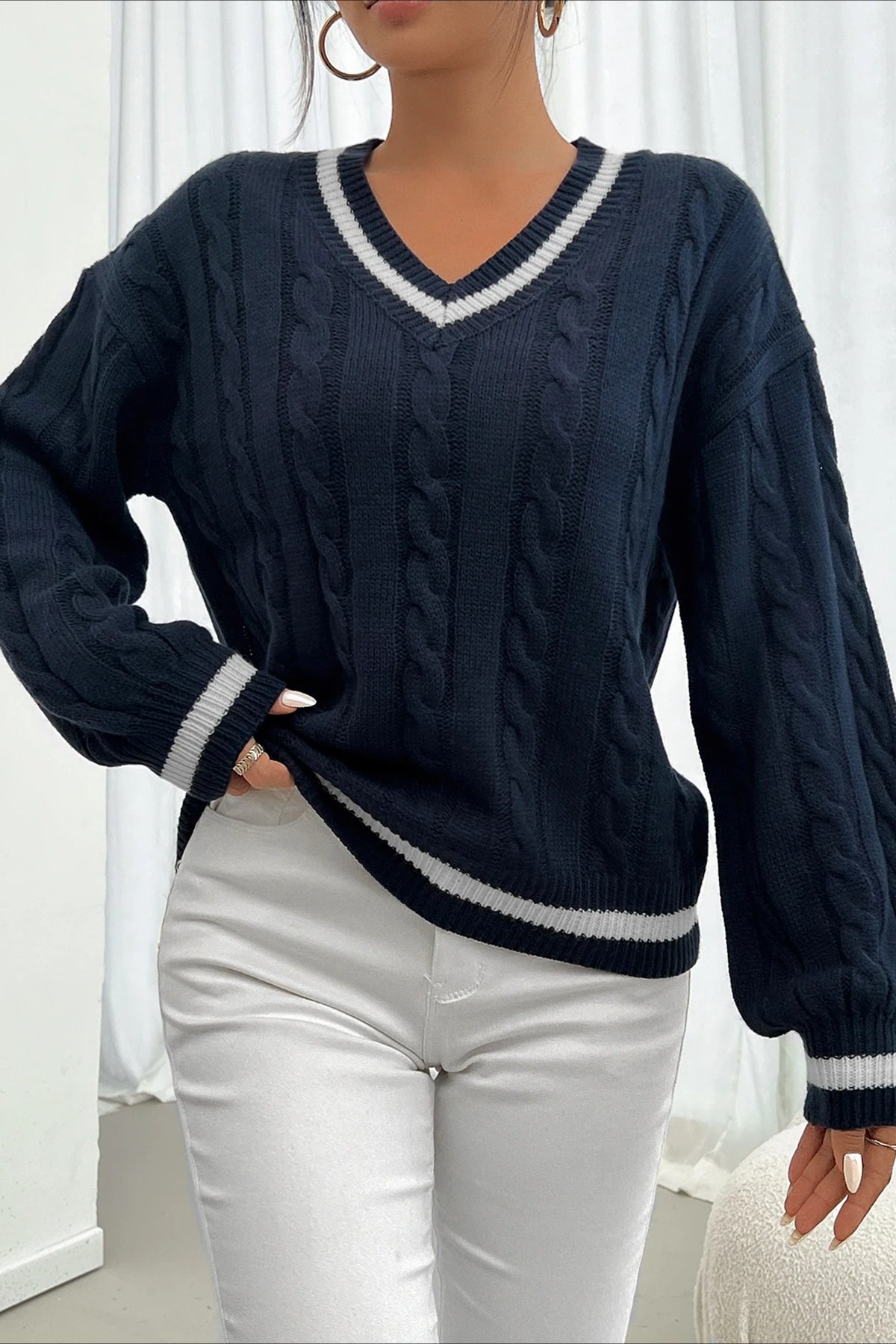 Colorblock Cable Knit V Neck Sweater